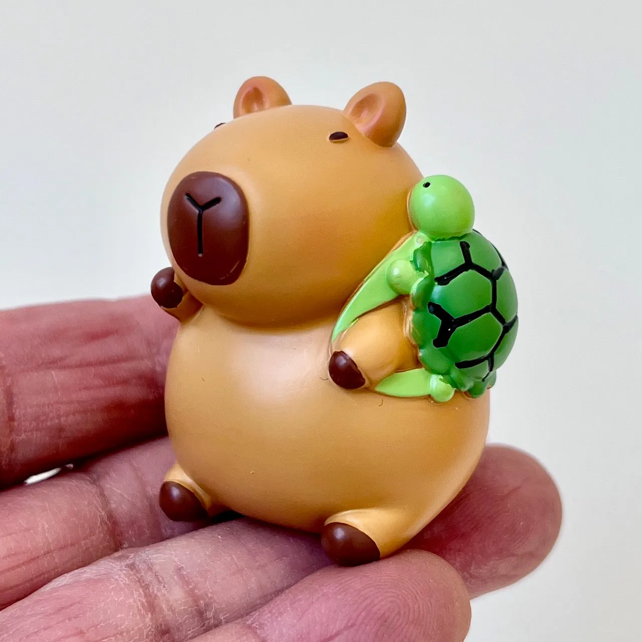 71030 CAPYBARA LIFE FIGURINE BLIND BOX-6