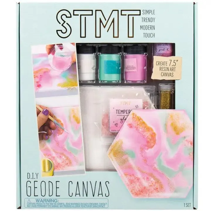 Arts and Crafts | DIY Geode Canvas | STMT