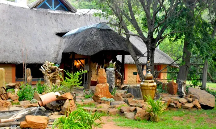 Magaliesburg: 1 or 2-Night Stay for Two with Breakfast & Discount Vouchers