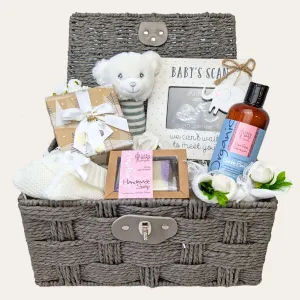 Mum to Be Pregnancy Gift Hamper Organic Skincare & Chocolates